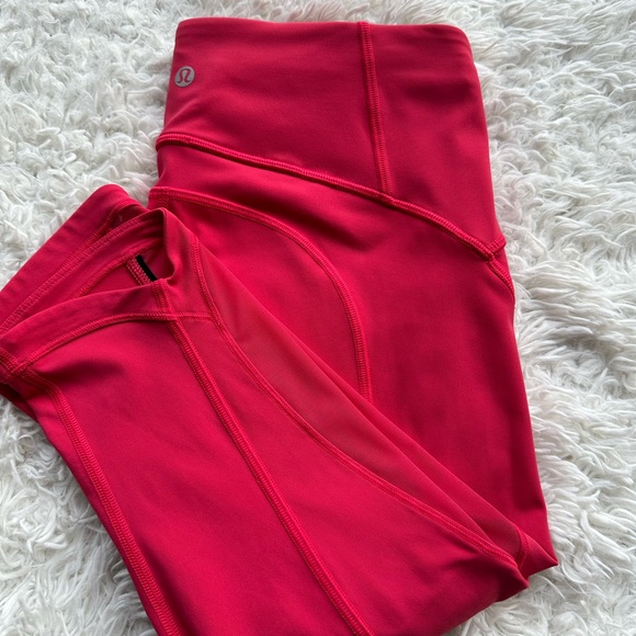 lululemon athletica Pants - Lululemon Women's Sun Runner Crop Fuchsia Pink Leggings Size 4